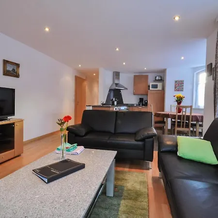 Haus Shangri-la Apartmán *